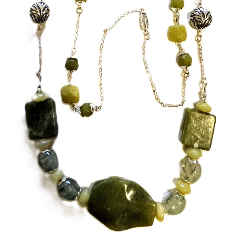 Women's 22 Inch Necklace.W/silver chain & beads, Barrel Clasp, 3 Types of Jade.